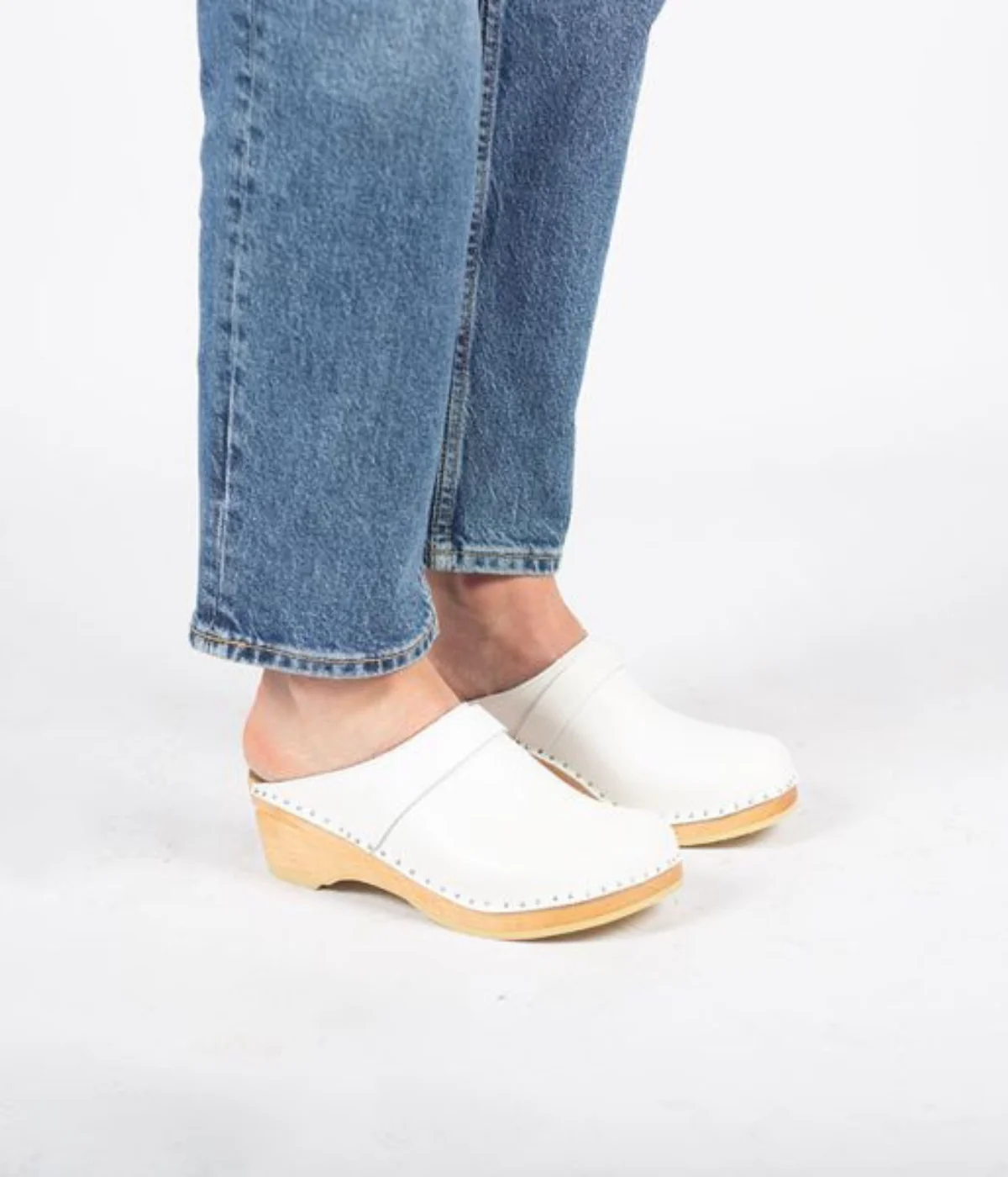 Da Vinci Clog - White - Image 5
