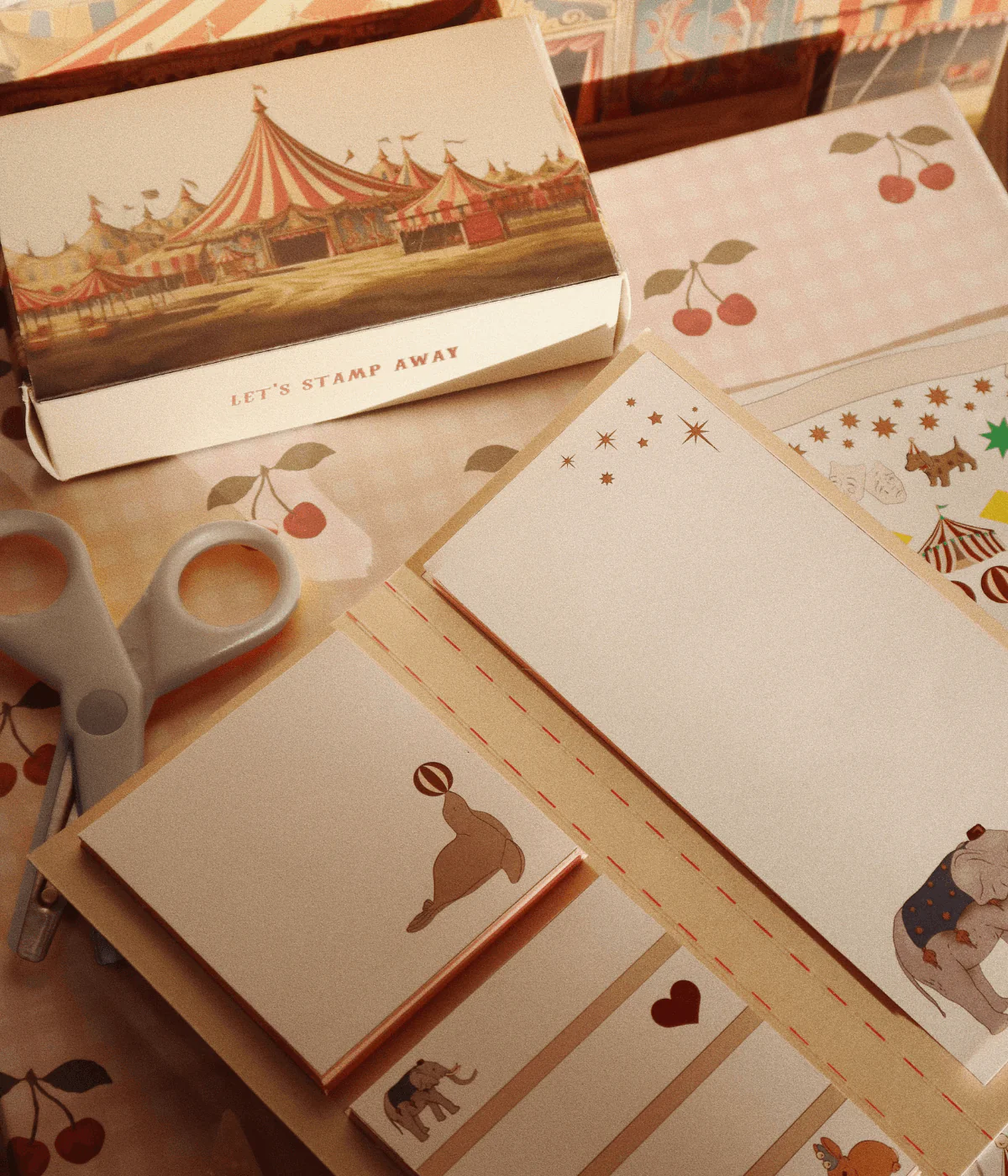 Stationery Set - Circus - Image 3