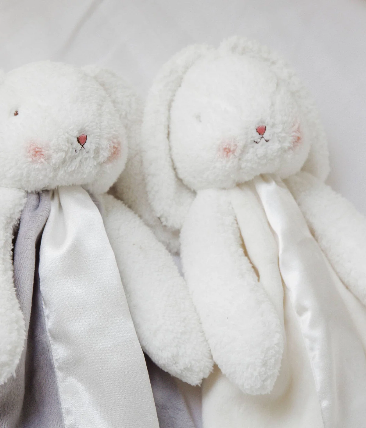 SIMPLE Bun Bun Bunny Buddy Blanket - Image 4