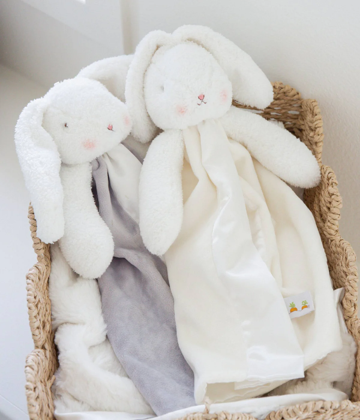 SIMPLE Bun Bun Bunny Buddy Blanket - Image 5