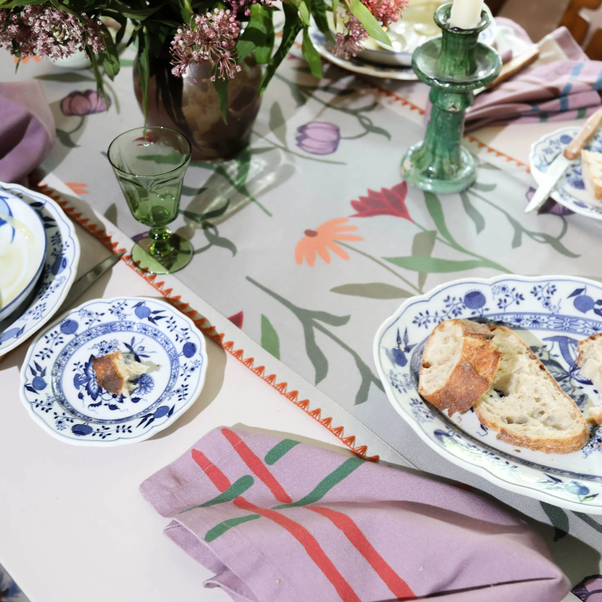 Table Runner Picnic on the Meadow - Image 4